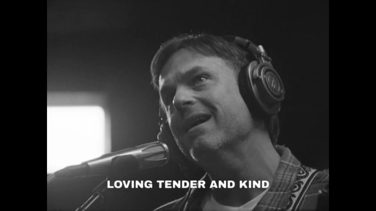 Kings of Leon - Pit to the Rind (Visualizer)