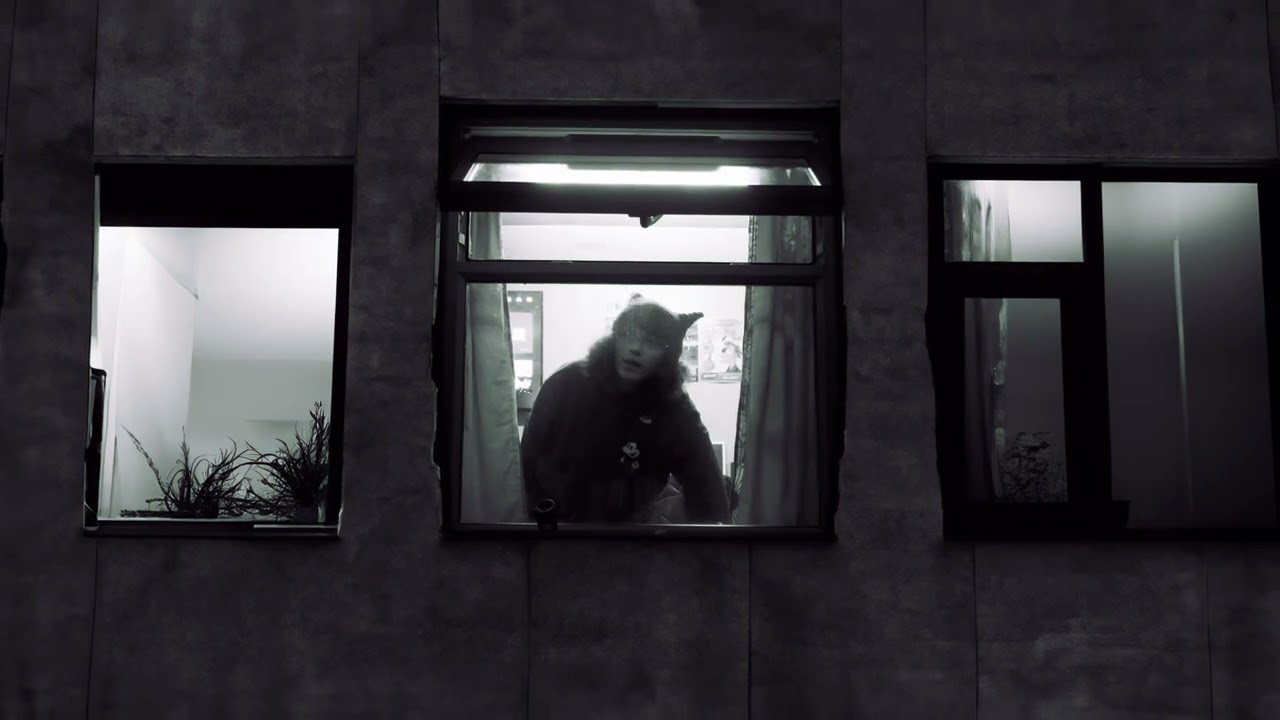 Curtisy - Nothing Is Precious (Visualiser)