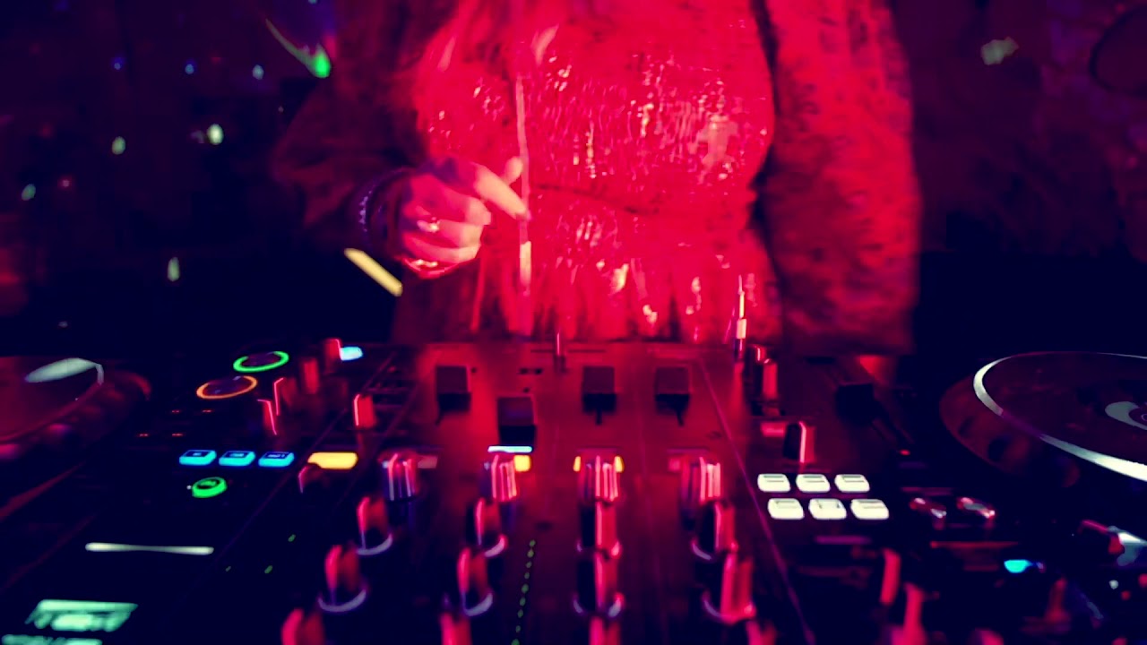 DJ Sally Cinnamon guests @ Lumo Club Christmas Party 2020 live from Tengu, Dublin