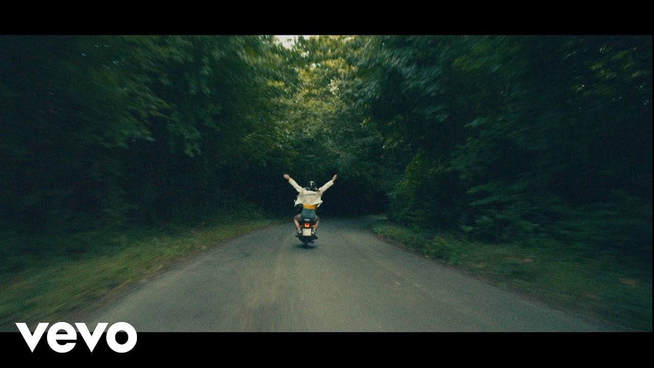 Le Galaxie - Love System ft. Elaine Mai