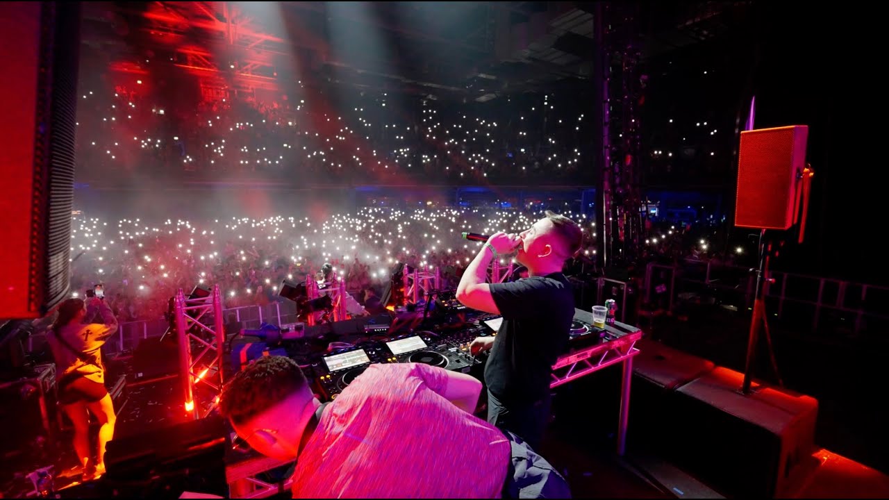 Belters Only & Jazzy - Life Lesson (Live at 3Arena)