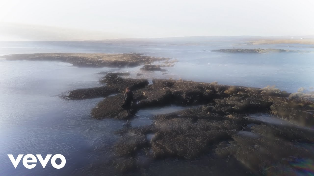 Julianna Barwick - Inspirit (Official Video)