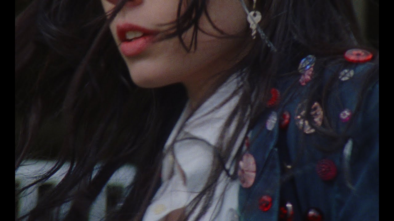 Sinead O'Brien - Kid Stuff (Official Video)