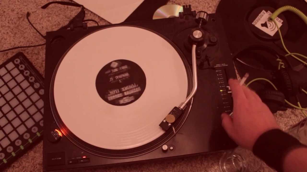 Generic People - Powder Flow