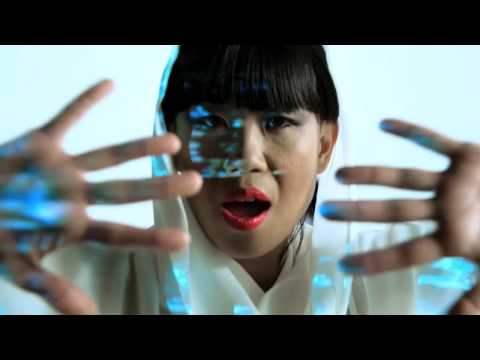 The Juan Maclean "Happy House" (Official Video) - DFA RECORDS