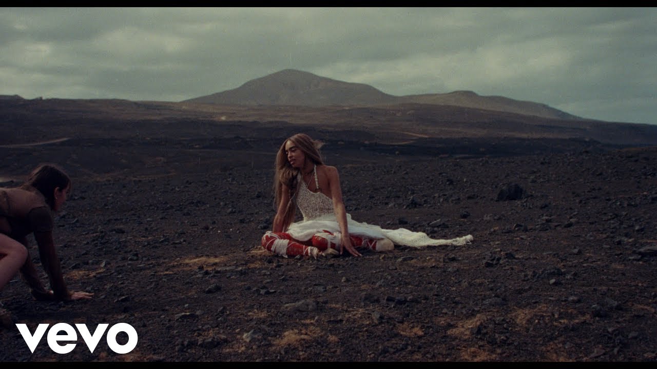 Kelsey Lu - Running To Pain (Official Music Video)