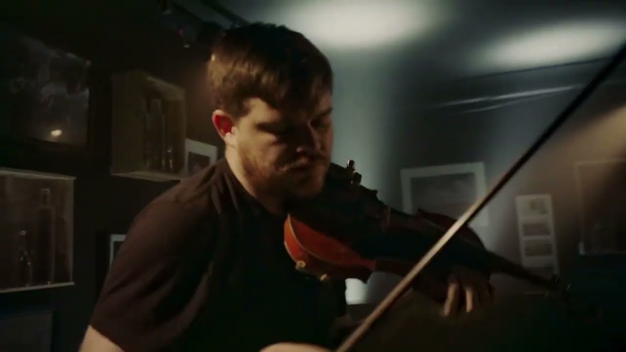 Cumasc: Seisiúin sa Black Gate new music series launching on the TG4 Player.