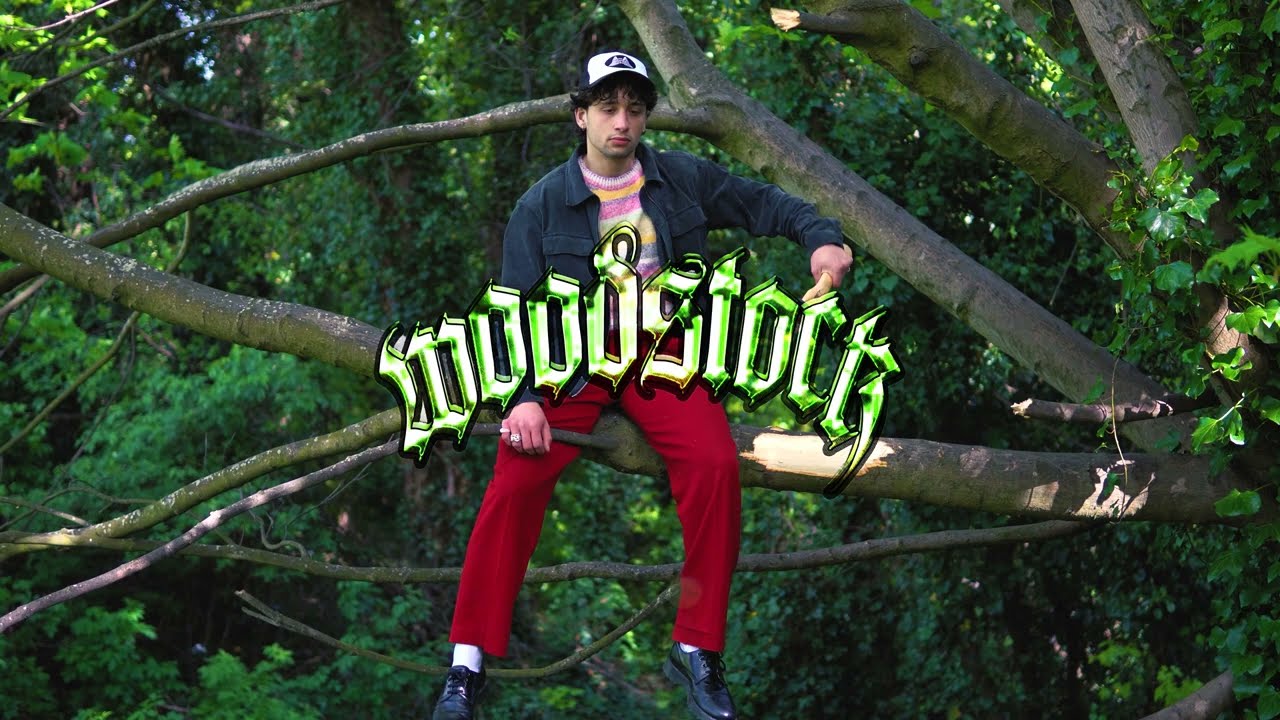 KhakiKid - Woodstock (Visualiser)