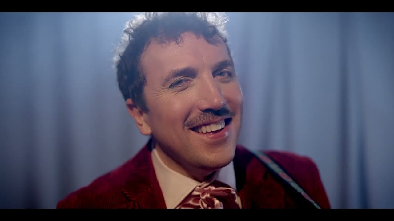 David Kitt - Love Someone Else (featuring Niamh Regan)