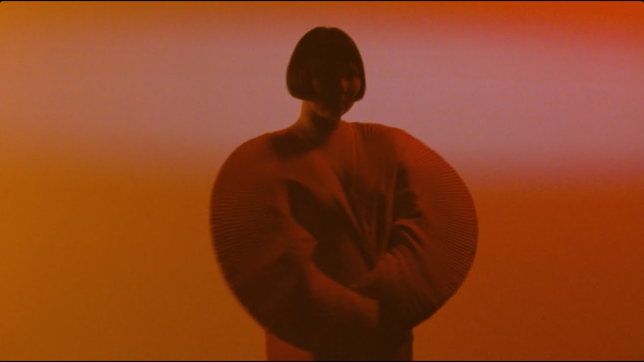 Enji - Temeen Deerees Naran Oirhon (Official Audio) [Squama]