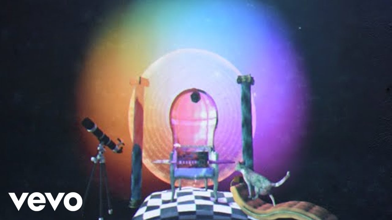 Unknown Mortal Orchestra - Multi-Love (Official Music Video)