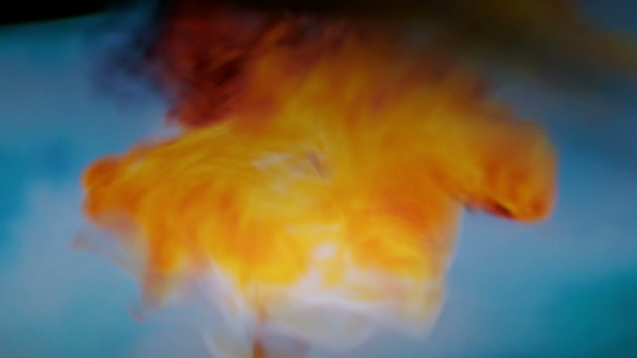 Mabe Fratti - Enfrente (Official Video)