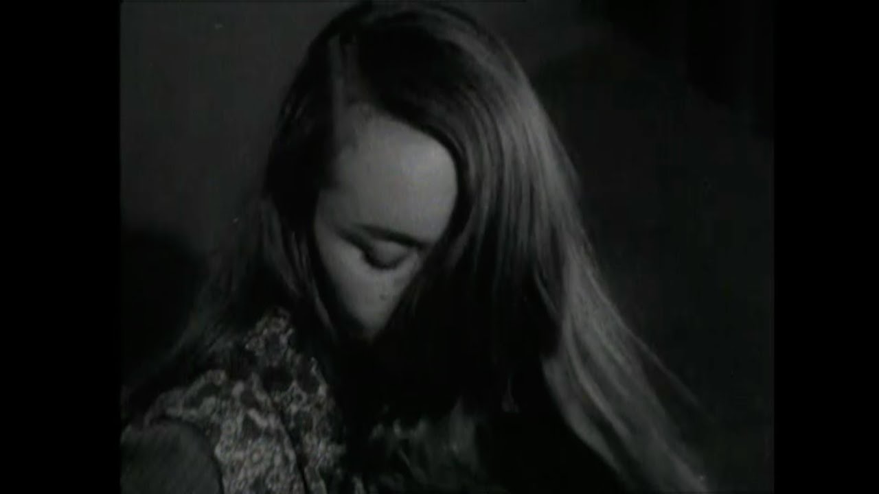 Hilary Woods - Where The Bough Has Broken (Official Video)