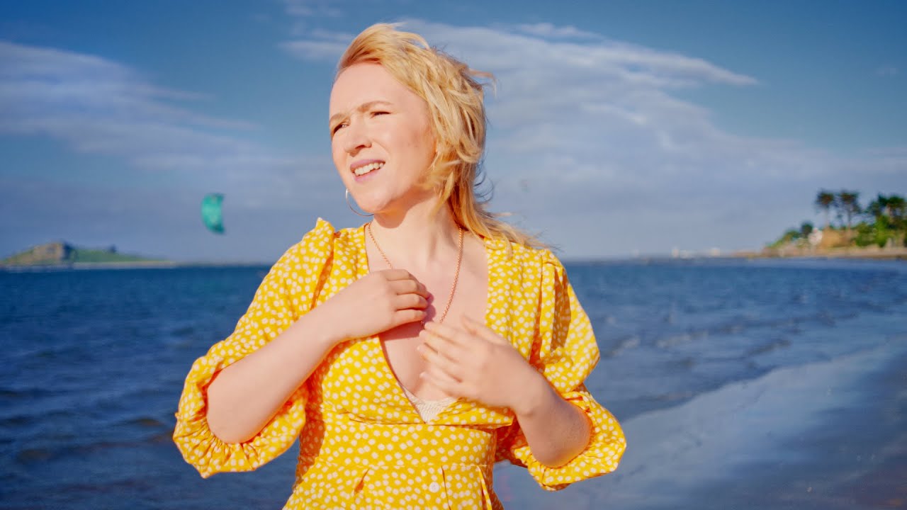 Leila Jane - Dance With Me (Official Video)