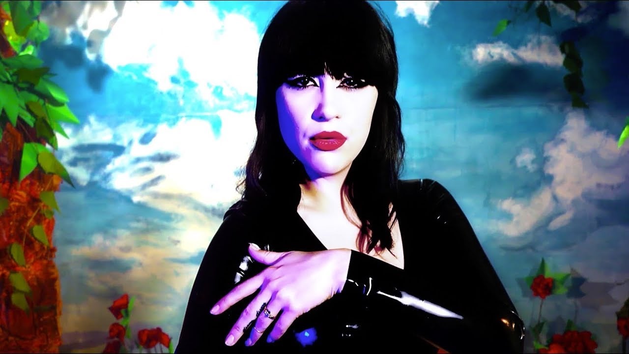 Dum Dum Girls - Lost Boys And Girls Club [OFFICIAL VIDEO]