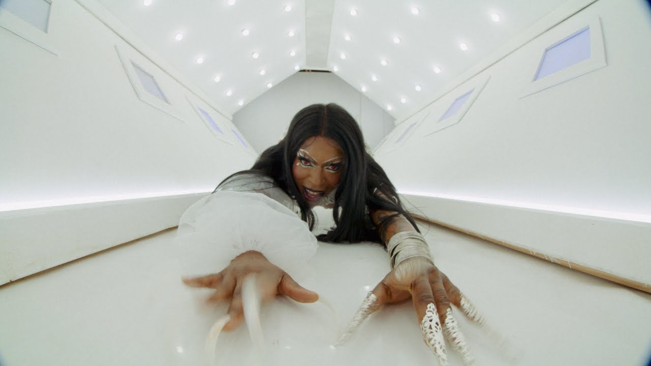 Sudan Archives - OMG BRITT (Official Video)
