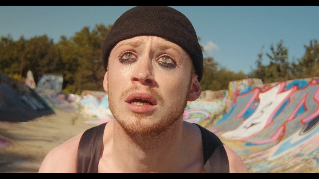 Rosie Carney - dad (Official Video)