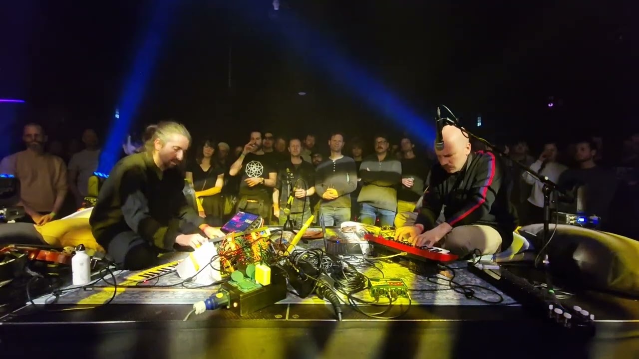 James Holden & Wacław Zimpel @PeelSlowly Leiden 22-03-2025