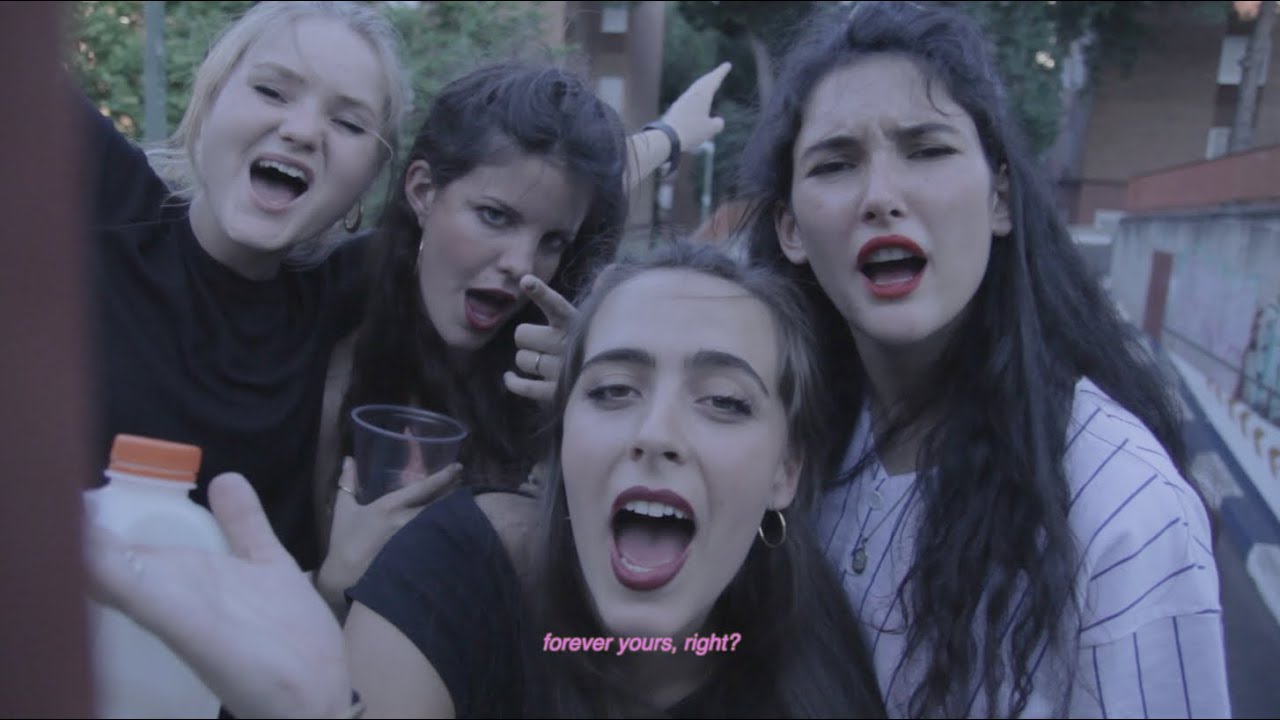 HINDS | Chili Town (Official Video)