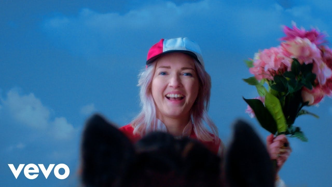 Ailbhe Reddy - Last to Leave (Official Music Video)