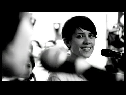 Tegan and Sara :: Back in your Head