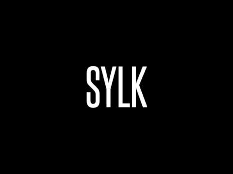 SYLK // AM I ALONE