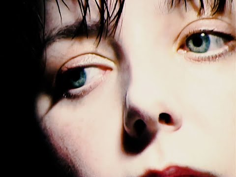 Fabiana Palladino with Jai Paul - I Care (Visualiser)