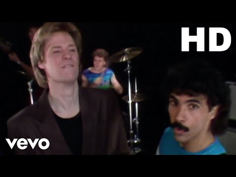 Daryl Hall & John Oates - You Make My Dreams (Official HD Video)