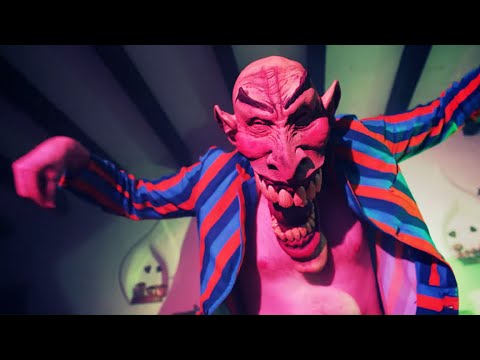 Monsieur Pompier's Travelling Freakshow - The Ear Fairy