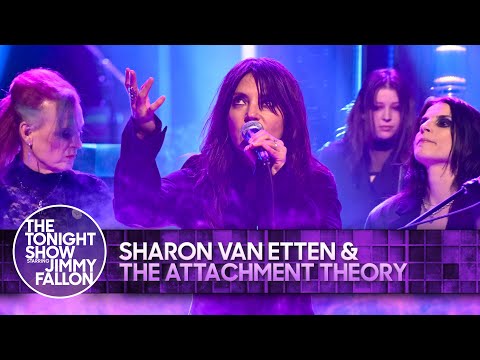 Sharon Van Etten & The Attachment Theory: Southern Life (What It Must Be Like) | The Tonight Show