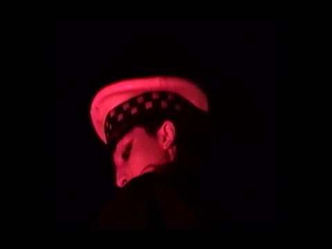 Pixel Grip- ALPHAPUSSY [Official Visualizer]