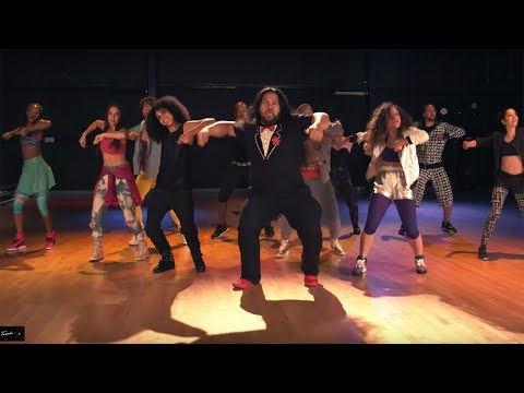 Tuxedo - Do It (Official Video)
