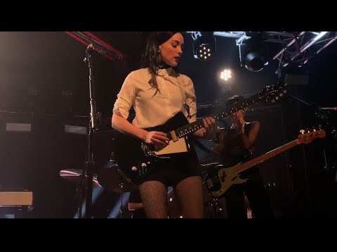 St. Vincent - Big Time Nothing - Live At Den Atelier (Luxembourg) 03.06.24