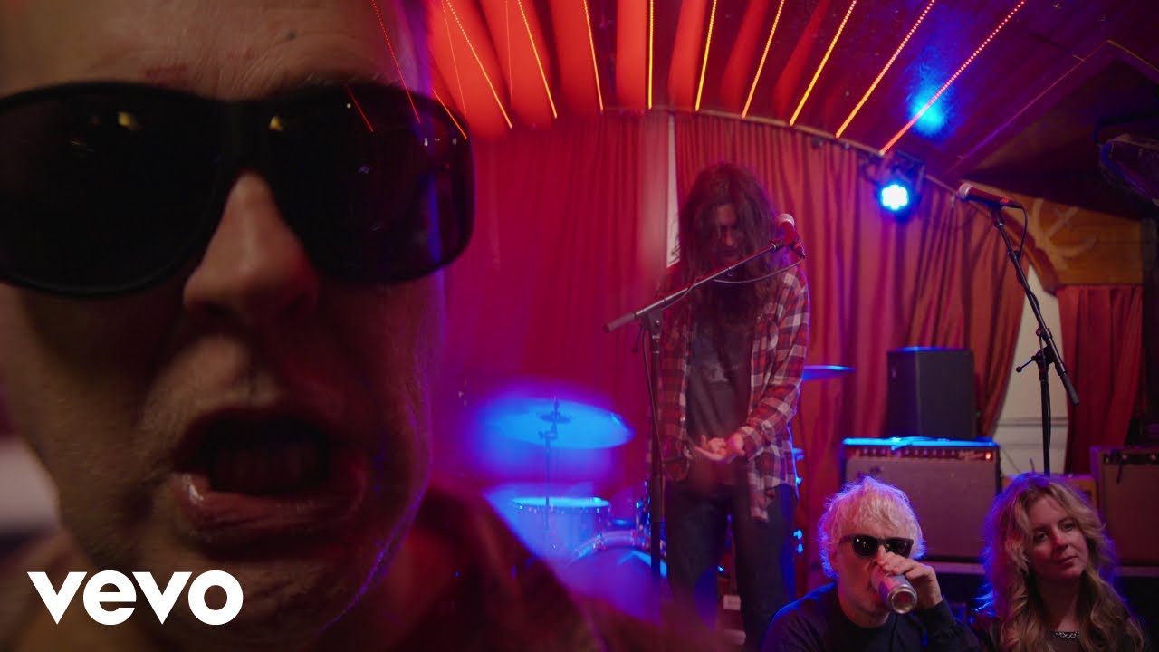 Kurt Vile - Chance to Bleed (Official Music Video)