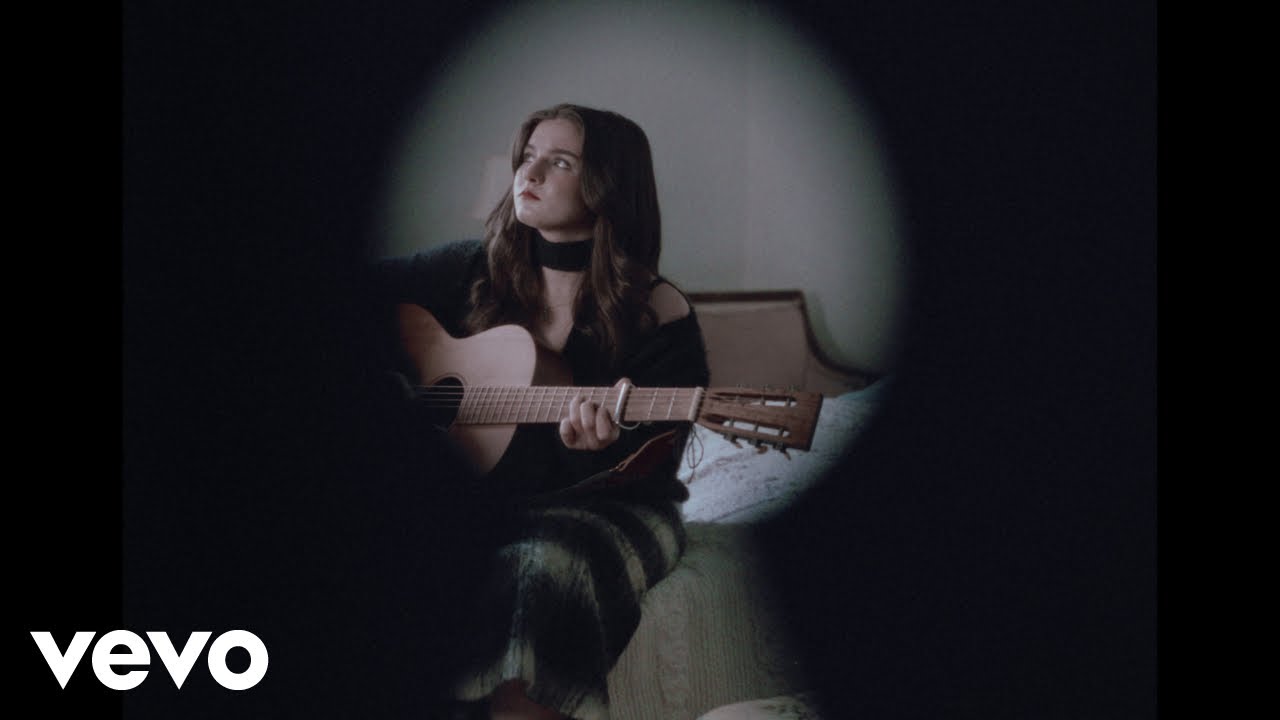 Muireann Bradley - Clementine (Visualiser)
