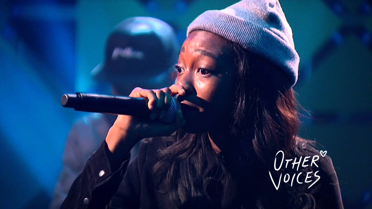 Little Simz - Devour live at Other Voices 14
