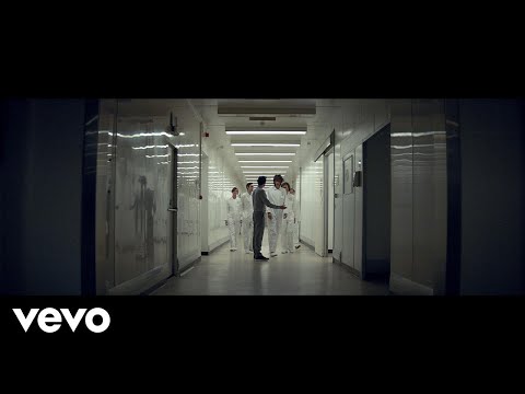 The Horrors - Something To Remember Me By (Official Video)