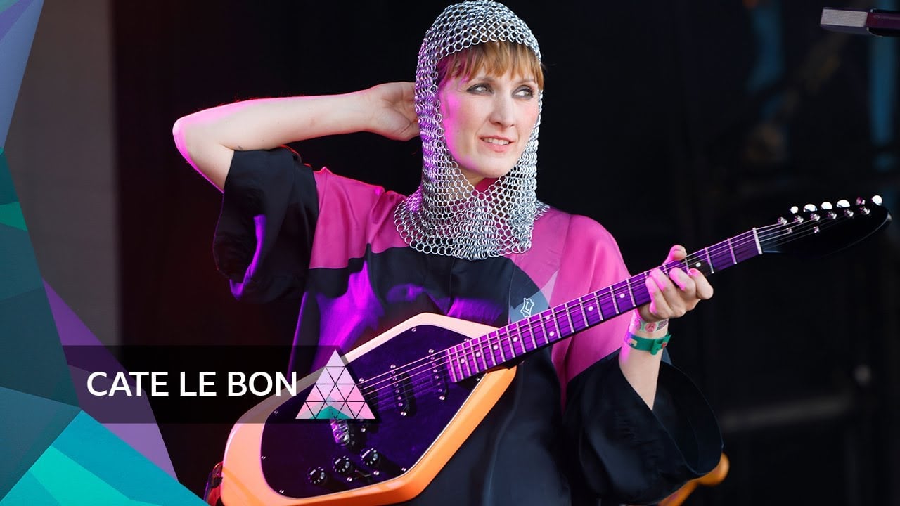 Cate Le Bon - Remembering Me (Glastonbury 2022)