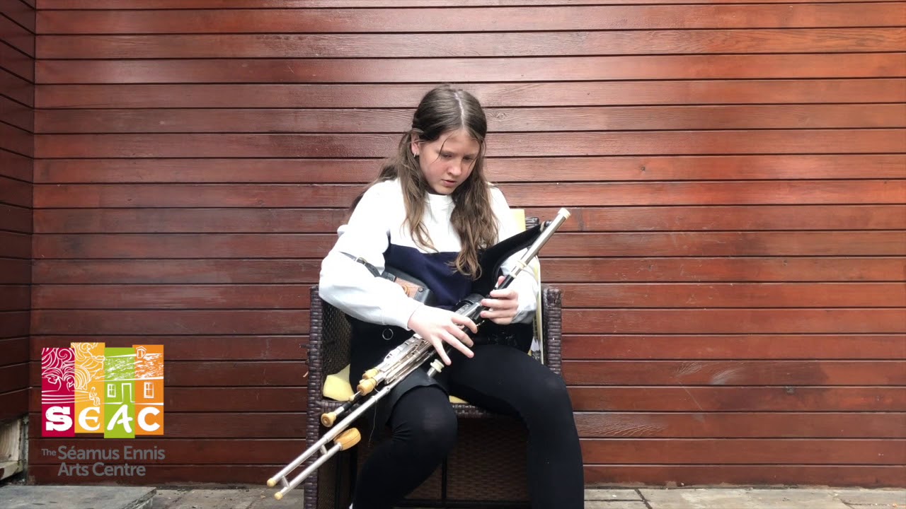 Sorcha Ní Scolaí plays The Rocky Road to Dublin & The Dusty Miller