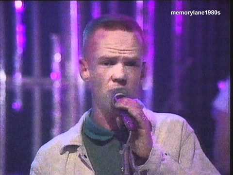 Bronski Beat - Smalltown Boy. Top Of The Pops 1984.
