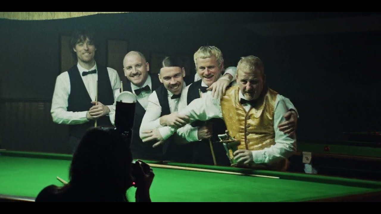 The Scratch - Gladrags (Official Video)