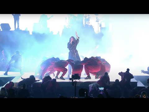 Little Simz - Introvert & Woman (Live at the BRIT Awards 2022)