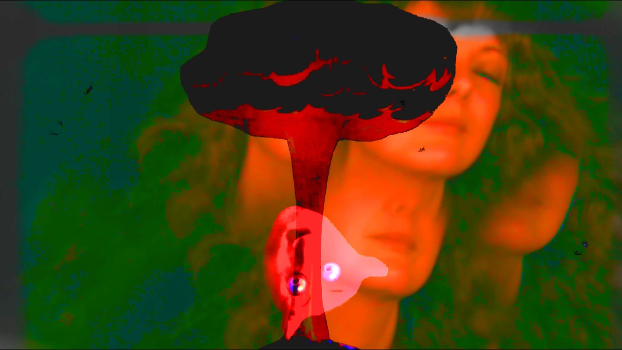 Pillow Queens - Kiss Kiss (Official Video)