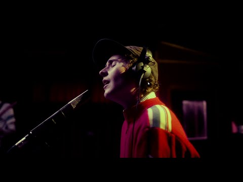 Porij - Ghost (Official Video)