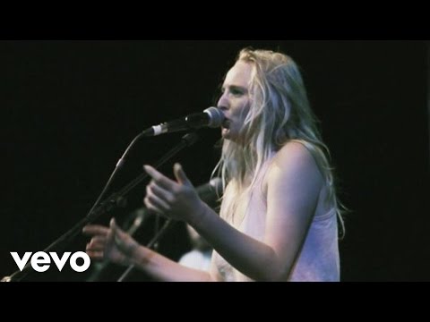 Lissie - Pursuit of Happiness (Live at Brighton Great Escape 2010)