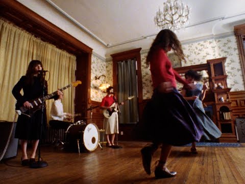 Horsegirl - "Switch Over" (Official Music Video)