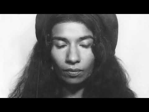 Nabihah Iqbal - 'Gentle Heart' (Official Audio)