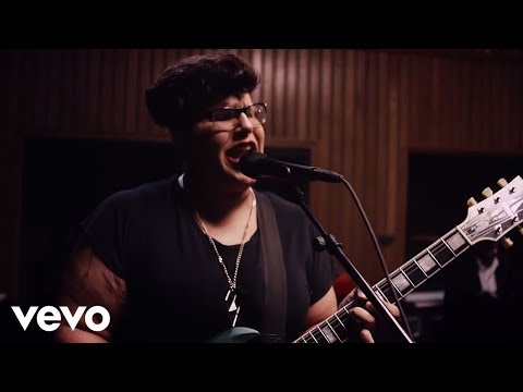 Alabama Shakes - Don't Wanna Fight (Official Video - Live from Capitol Studio A)