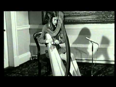 'Fill Fill A Rún Ó' Valerie Armstrong "Come West along the Road" 1971