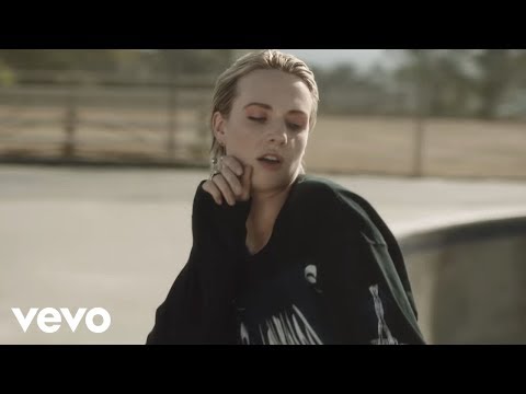 MØ - Blur (Official Video) ft. Foster The People